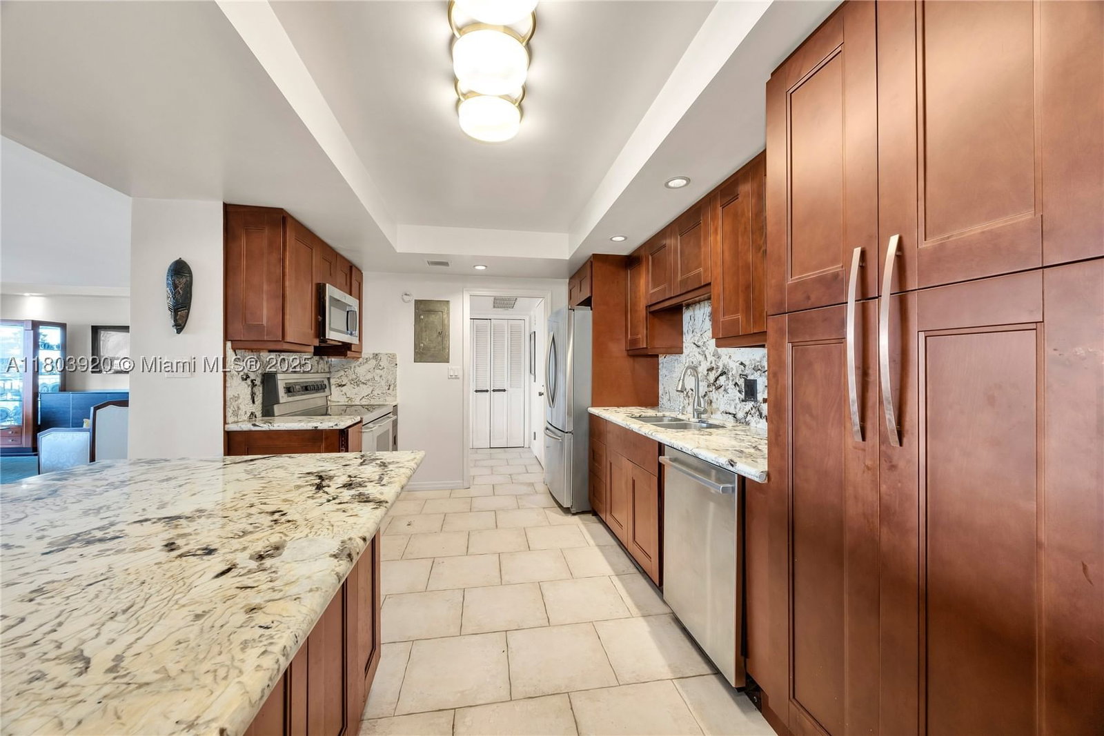 Real estate property located at 1800 114th St #1102, Miami-dade, Cricket Club Condo, Miami, FL