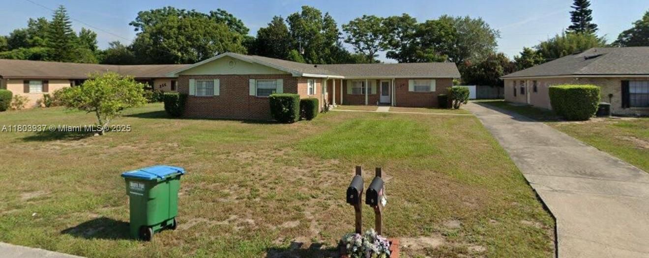 Real estate property located at 264 N Evans Circle, Volusia, Delotona Lakes Unit 06, Deltona, FL