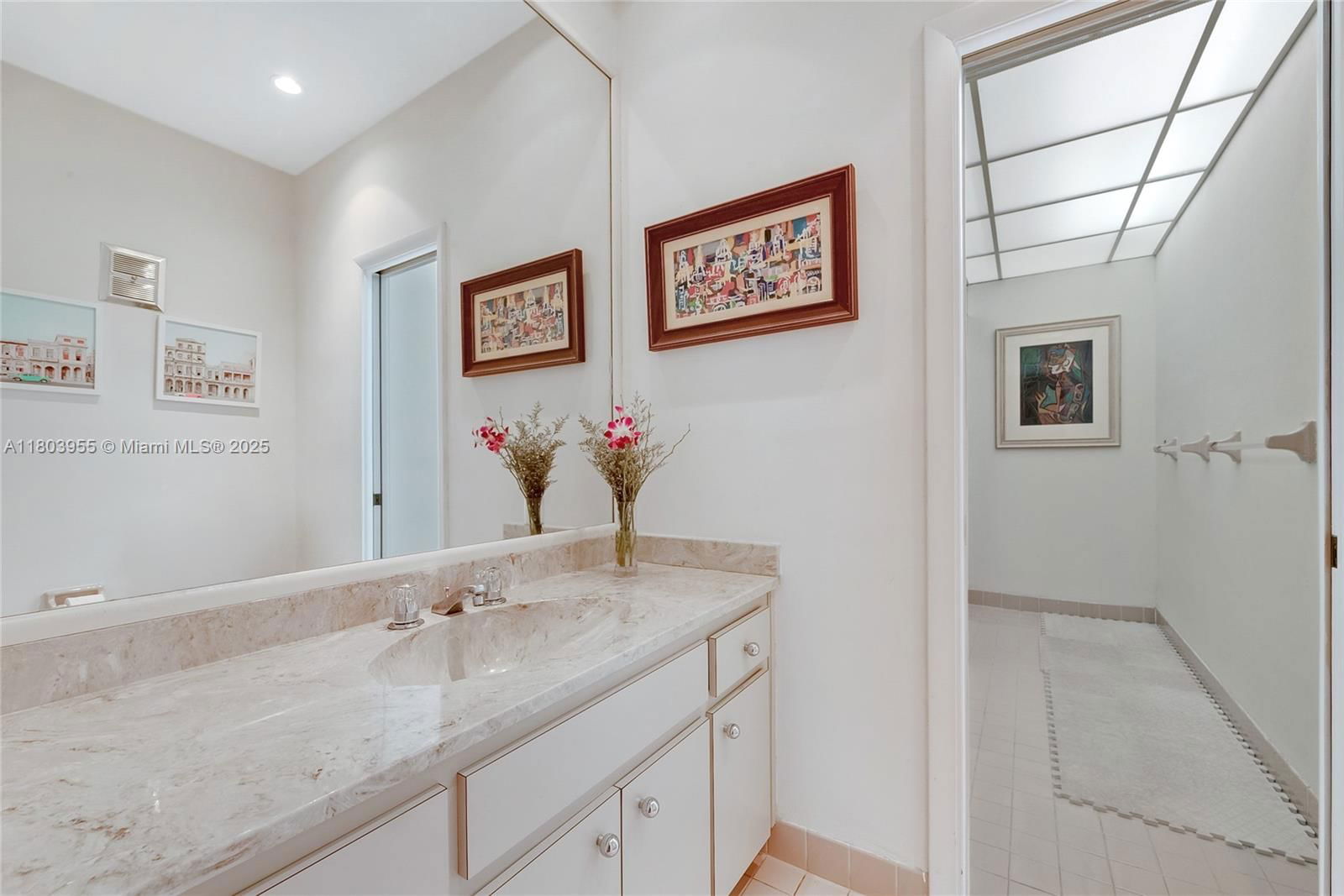Real estate property located at 8290 La Rampa St, Miami-dade, Cocoplum Sec 1, Coral Gables, FL