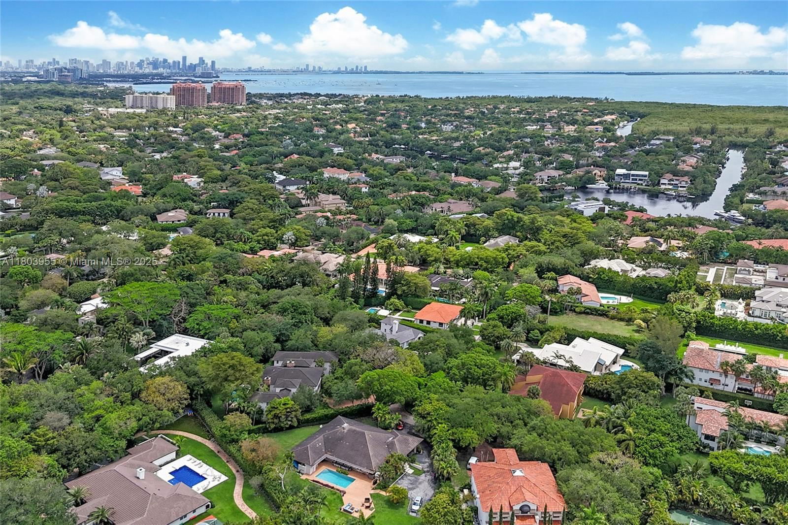 Real estate property located at 8290 La Rampa St, Miami-dade, Cocoplum Sec 1, Coral Gables, FL