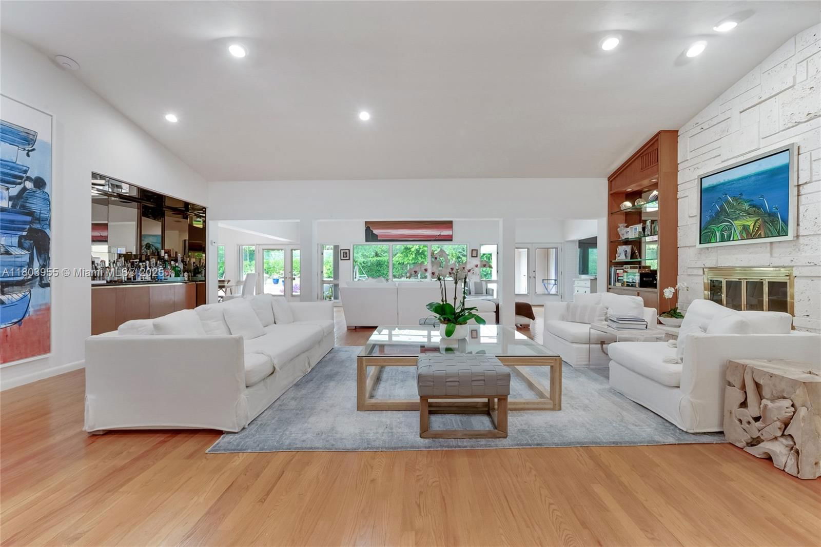 Real estate property located at 8290 La Rampa St, Miami-dade, Cocoplum Sec 1, Coral Gables, FL