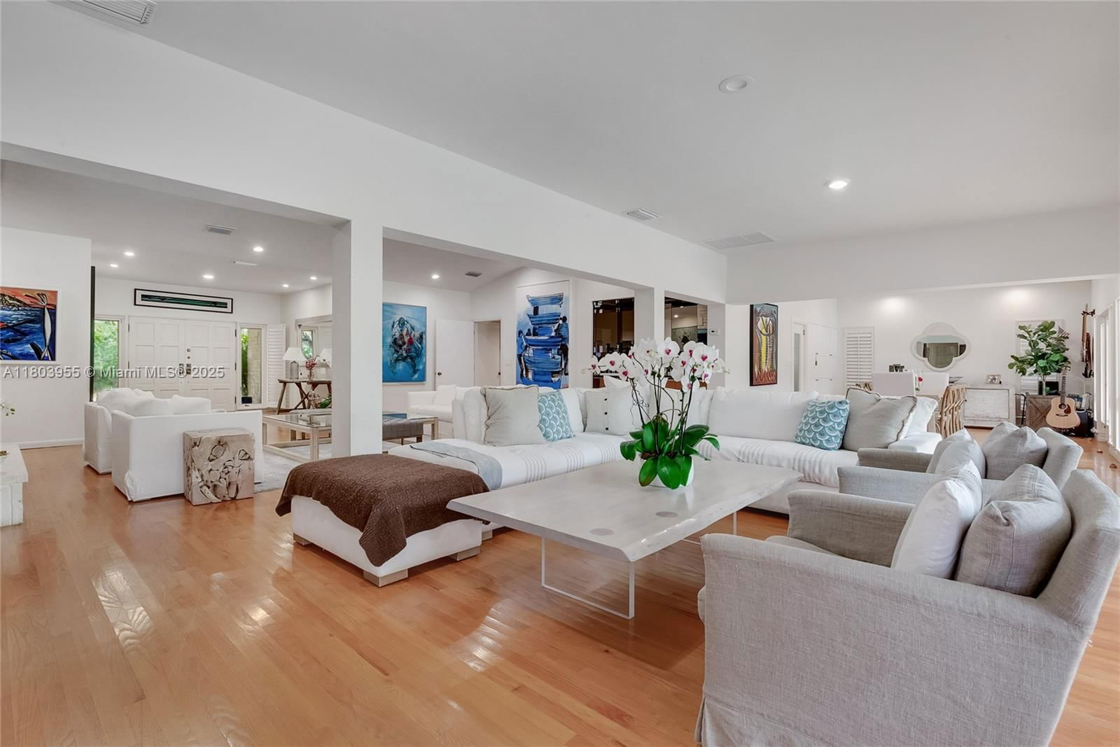 Real estate property located at 8290 La Rampa St, Miami-dade, Cocoplum Sec 1, Coral Gables, FL