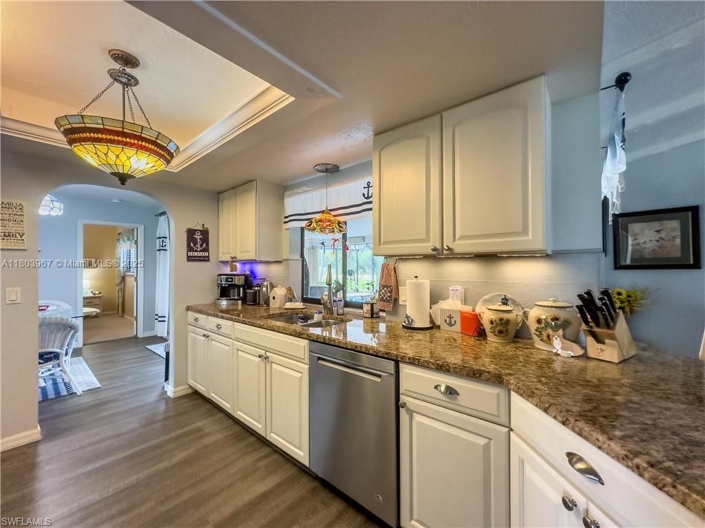 Real estate property located at 920 4th Pl, Lee, Cape Coral, Cape Coral, FL