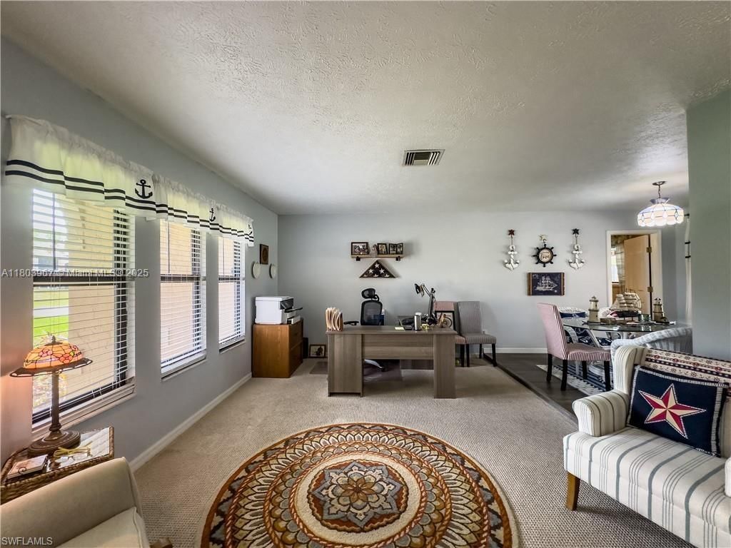 Real estate property located at 920 4th Pl, Lee, Cape Coral, Cape Coral, FL