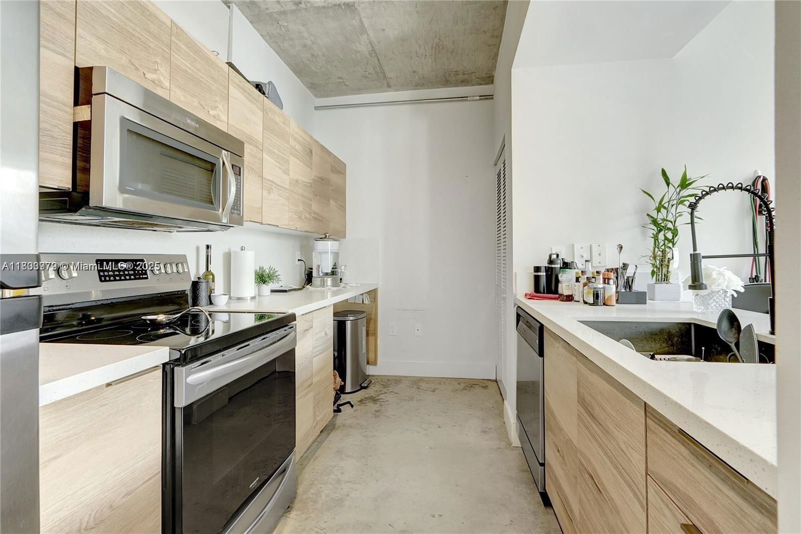 Real estate property located at 455 25th St #710, Miami-dade, Baylofts Condo, Miami, FL