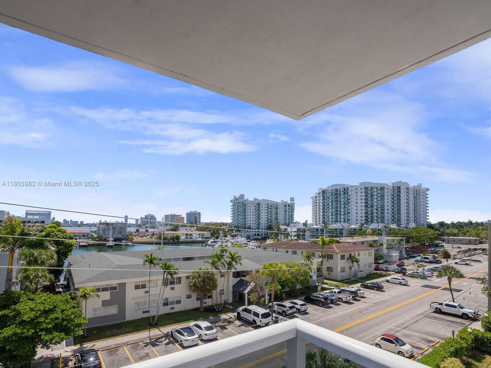 Real estate property located at 7928 West Dr #503, Miami-dade, The Islander Club Condo, North Bay Village, FL