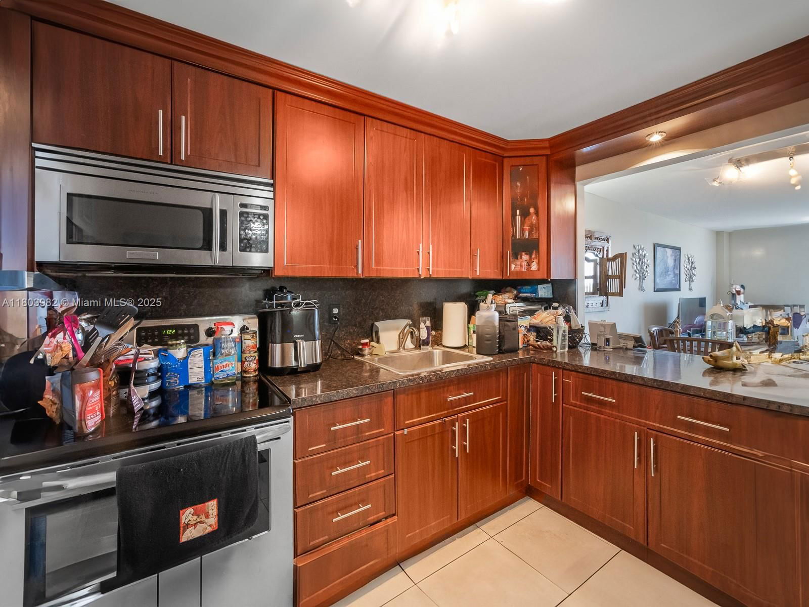 Real estate property located at 7928 West Dr #503, Miami-dade, The Islander Club Condo, North Bay Village, FL