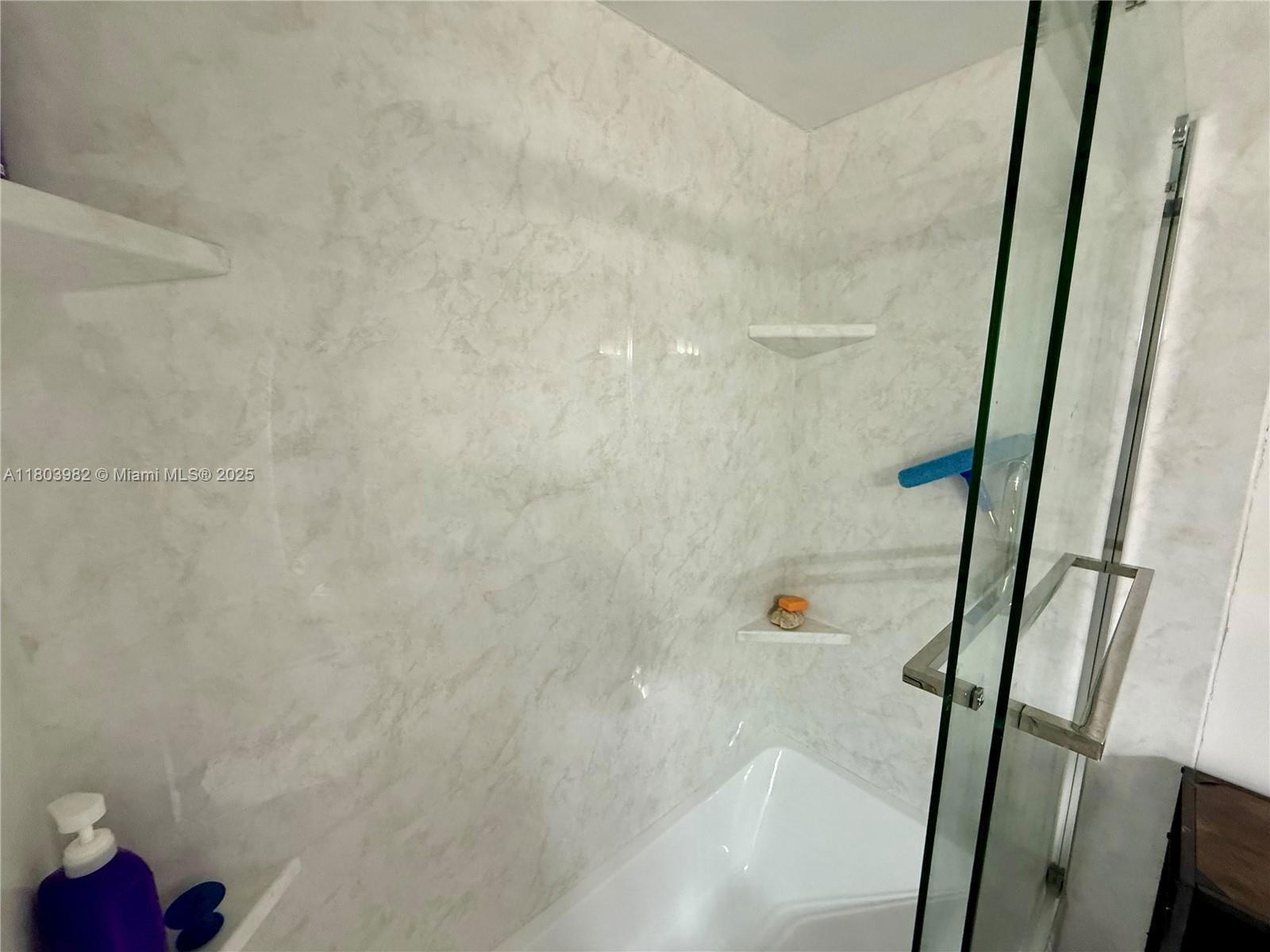 Real estate property located at 7928 West Dr #503, Miami-dade, The Islander Club Condo, North Bay Village, FL