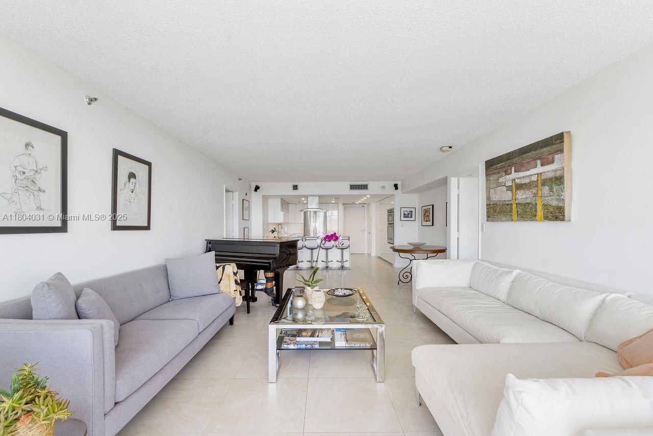 Real estate property located at 20355 34th Ct #929, Miami-dade, Delvista Towers Condo, Aventura, FL