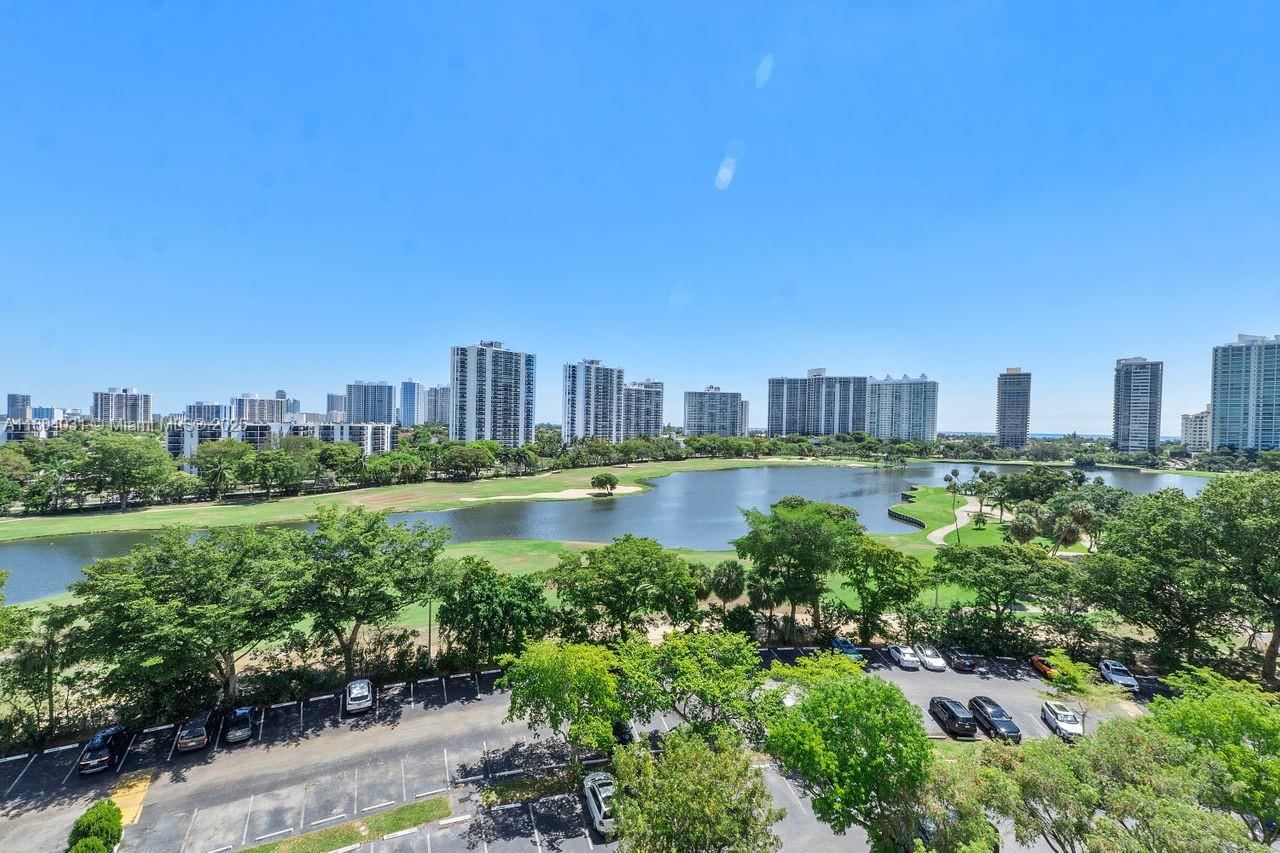 Real estate property located at 20355 34th Ct #929, Miami-dade, Delvista Towers Condo, Aventura, FL