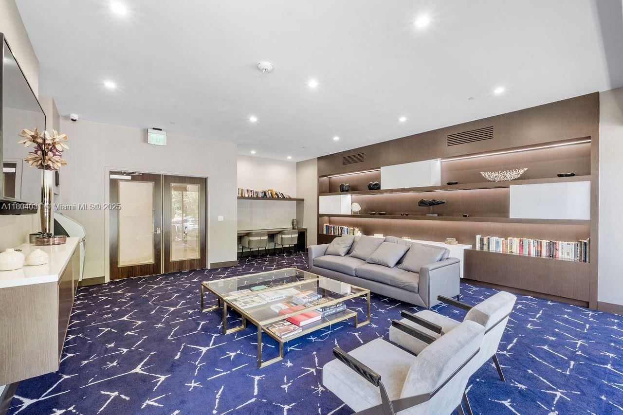 Real estate property located at 20355 34th Ct #929, Miami-dade, Delvista Towers Condo, Aventura, FL