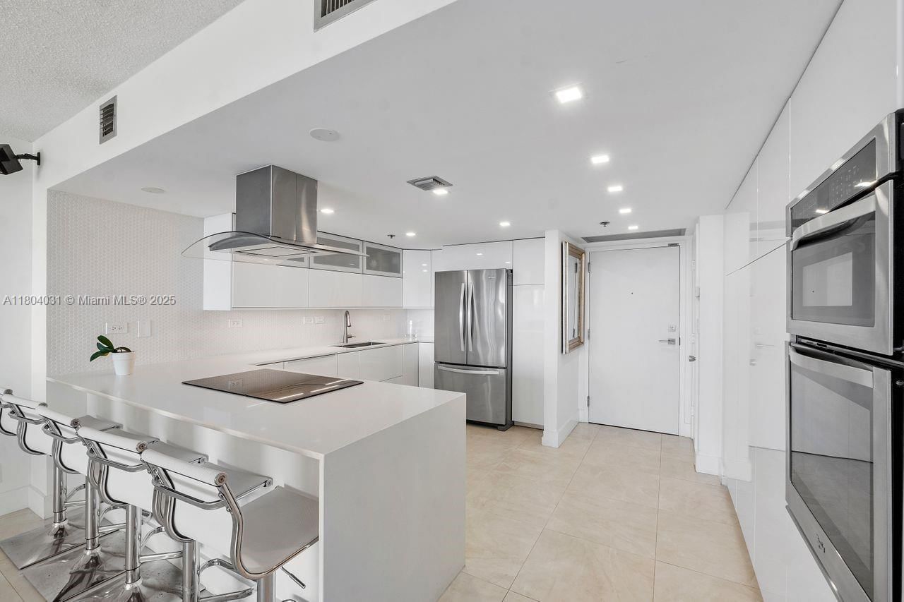Real estate property located at 20355 34th Ct #929, Miami-dade, Delvista Towers Condo, Aventura, FL