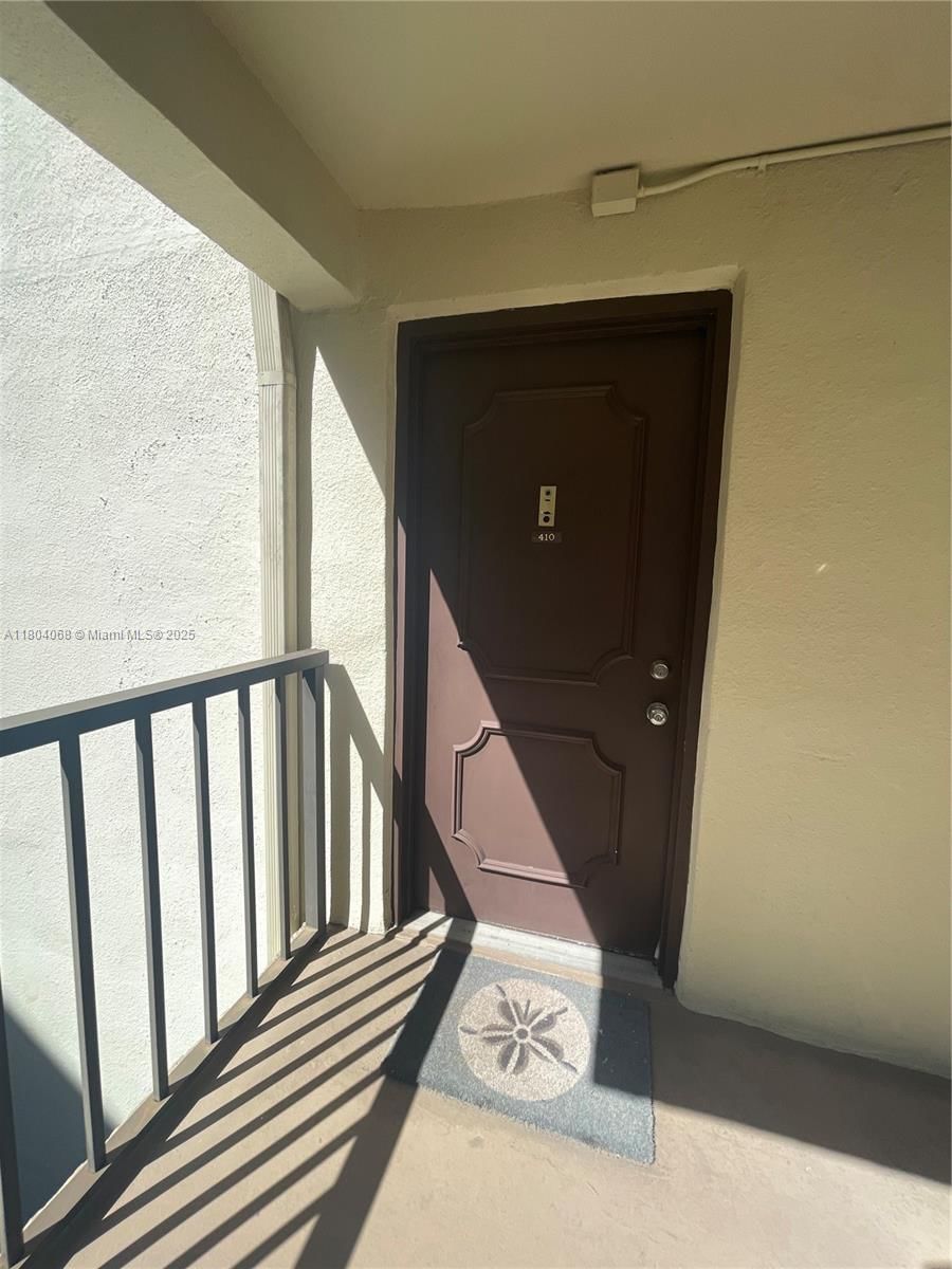 Real estate property located at 2312 Cypress Bend Dr #410, Broward, Cypress Bend I-b And I-c, Pompano Beach, FL