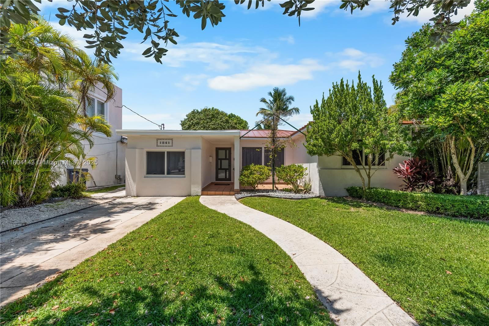 Real estate property located at 1241 Stillwater Dr, Miami-dade, Biscayne Beach-2nd Addn, Miami Beach, FL