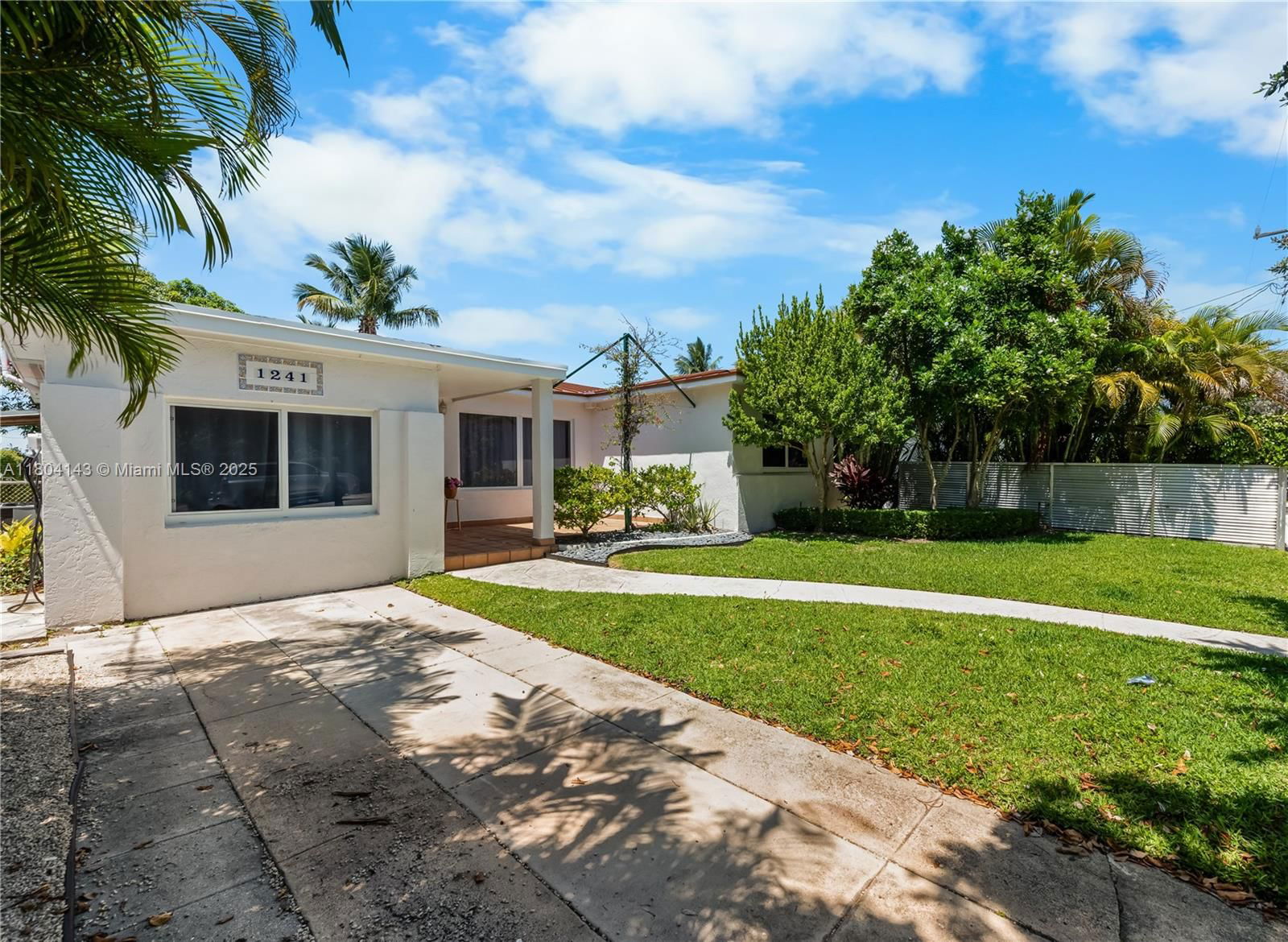 Real estate property located at 1241 Stillwater Dr, Miami-dade, Biscayne Beach-2nd Addn, Miami Beach, FL
