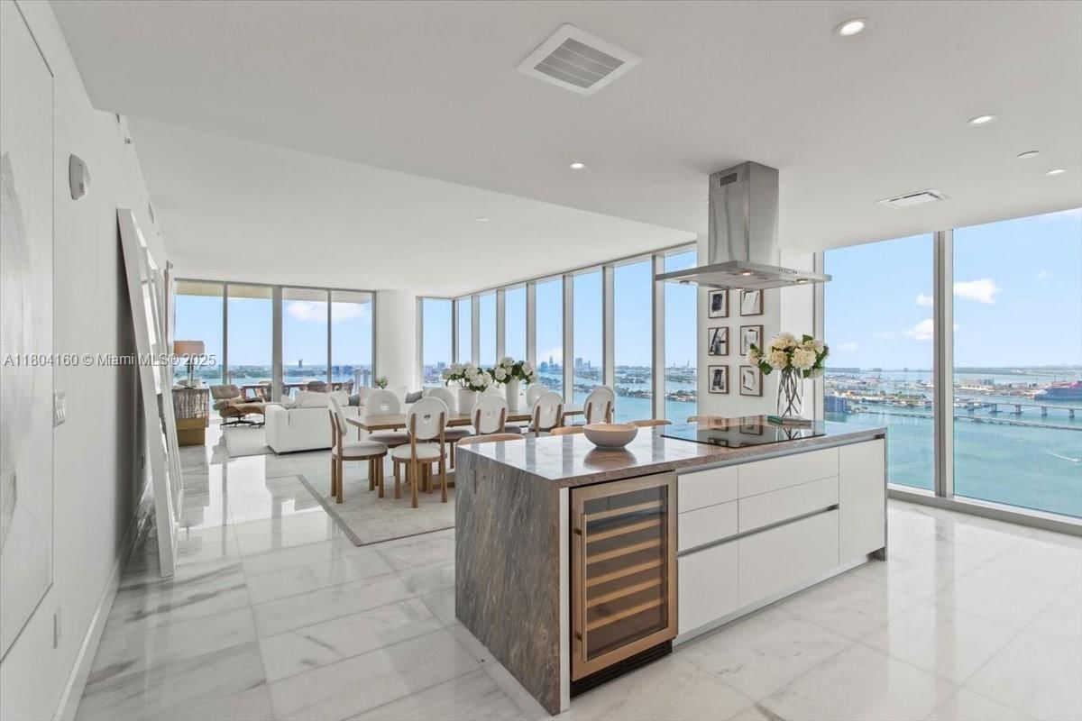 Real estate property located at 700 26th Ter #3903, Miami-dade, Edgewater, Miami, FL