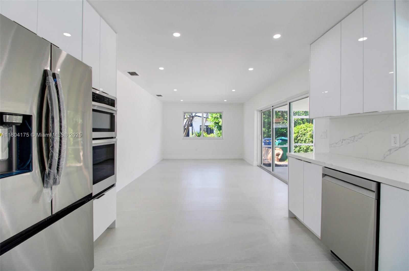 Real estate property located at 17640 84th Ct, Miami-dade, Malbrook, Palmetto Bay, FL