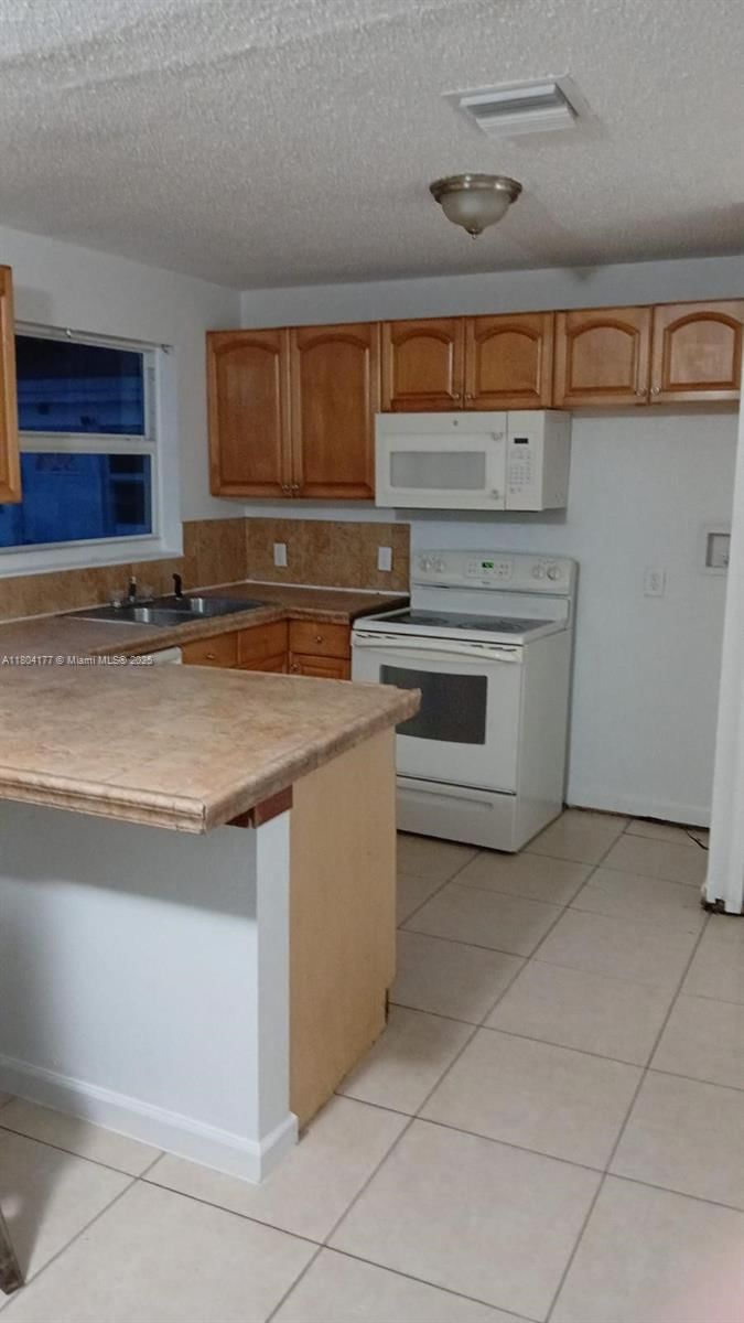 Real estate property located at 2131 Cleveland St, Broward, Hollywood Park, Hollywood, FL