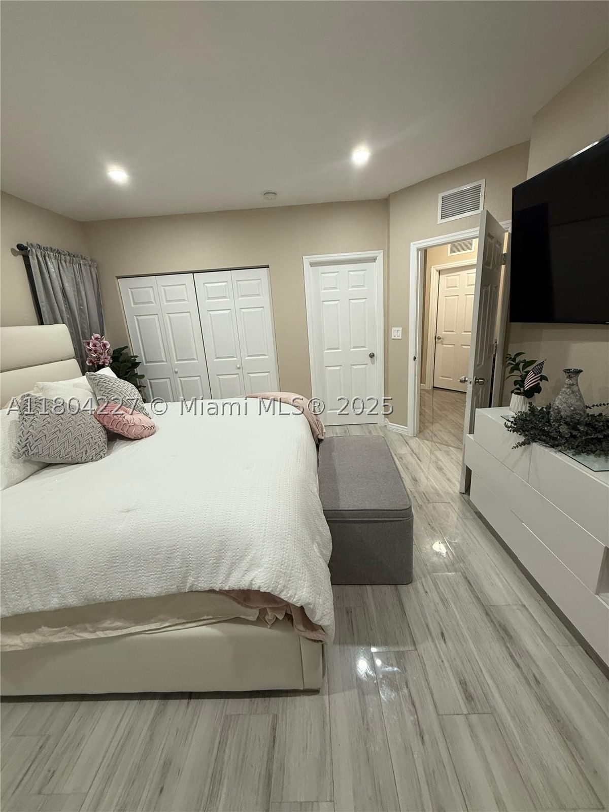Real estate property located at 18125 17th Ave, Miami-dade, Scott Lake Manor Sec 4, Miami Gardens, FL