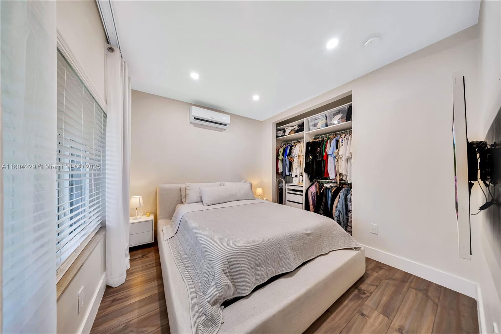 Real estate property located at 7411 Carlyle Ave, Miami-dade, Miami Beach, FL