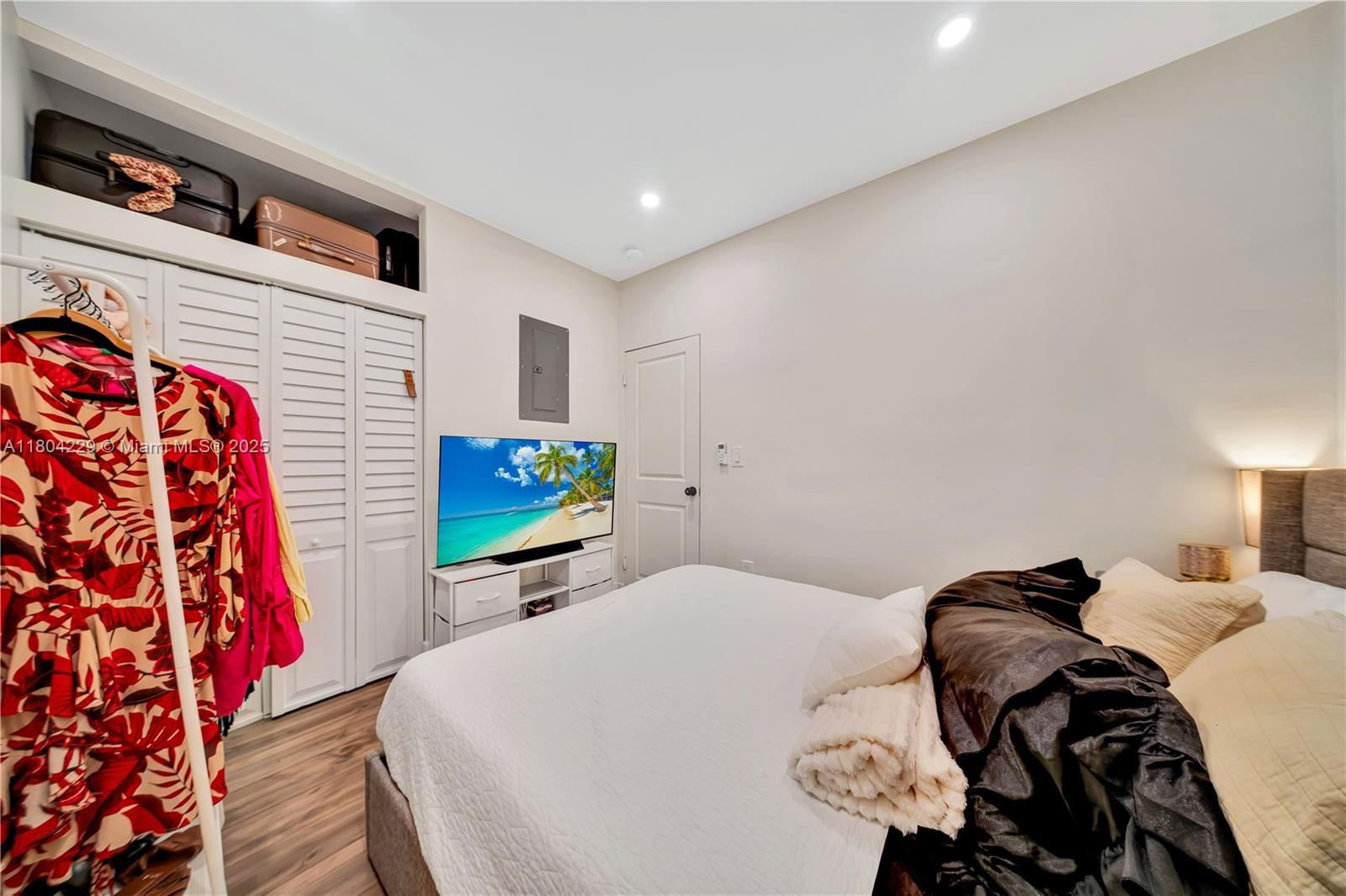 Real estate property located at 7411 Carlyle Ave, Miami-dade, Miami Beach, FL