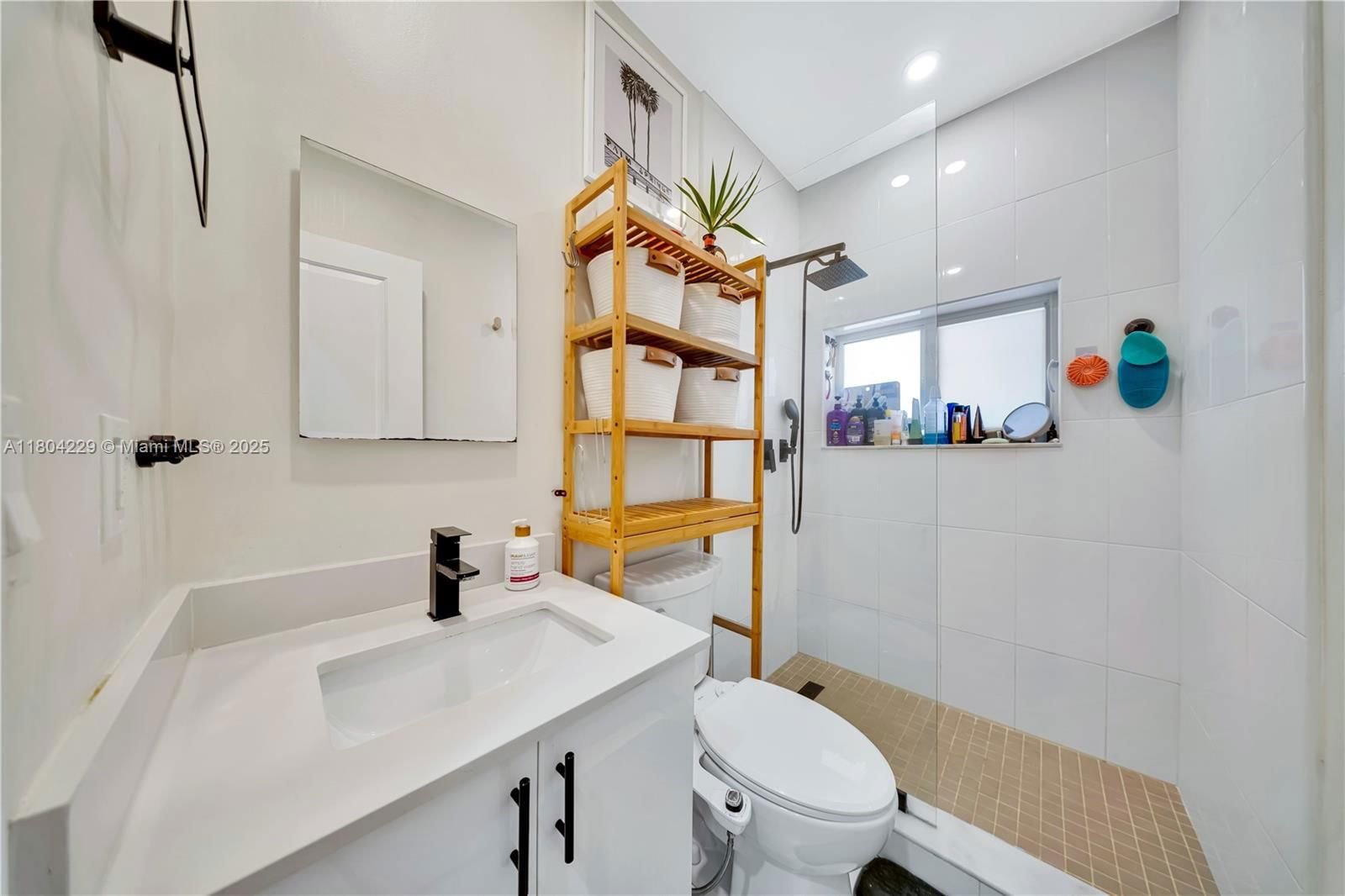 Real estate property located at 7411 Carlyle Ave, Miami-dade, Miami Beach, FL