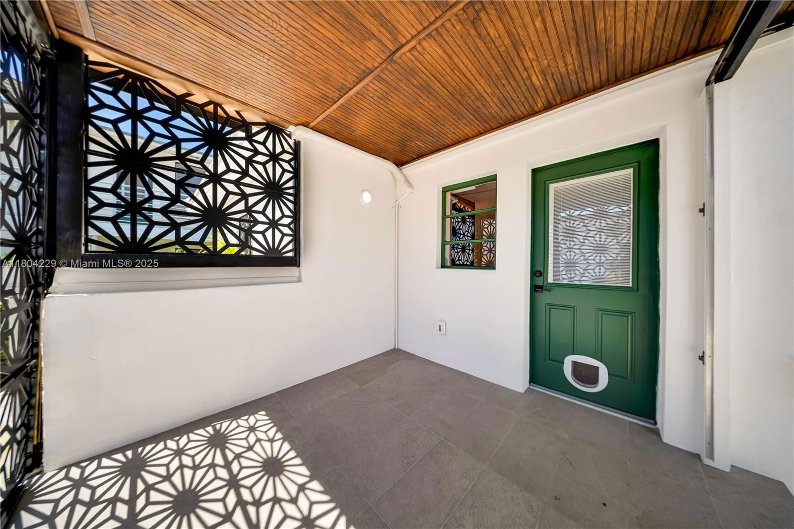 Real estate property located at 7411 Carlyle Ave, Miami-dade, Miami Beach, FL