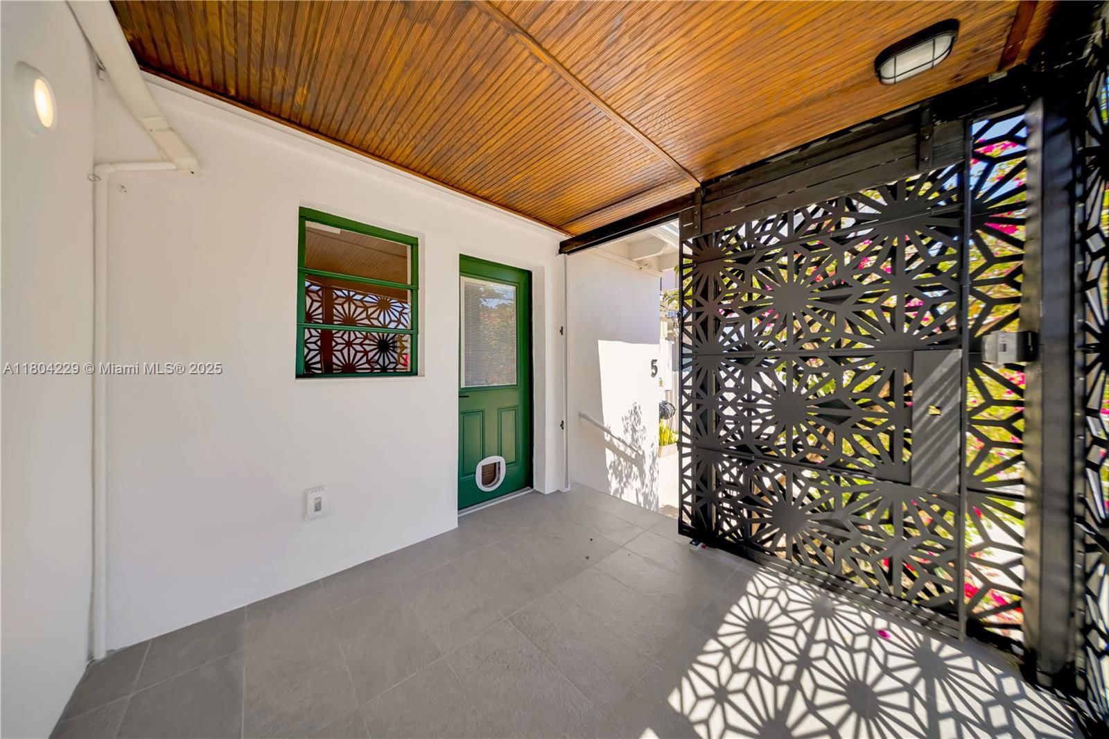 Real estate property located at 7411 Carlyle Ave, Miami-dade, Miami Beach, FL