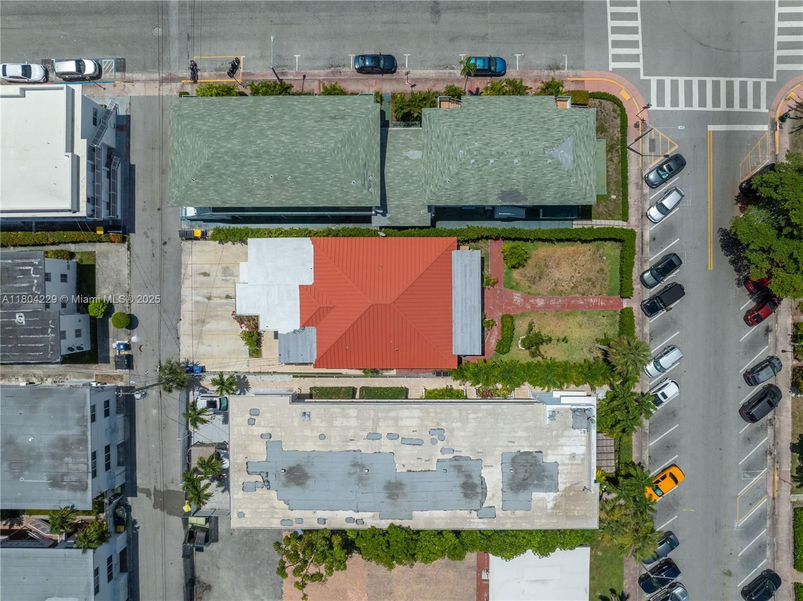 Real estate property located at 7411 Carlyle Ave, Miami-dade, Miami Beach, FL