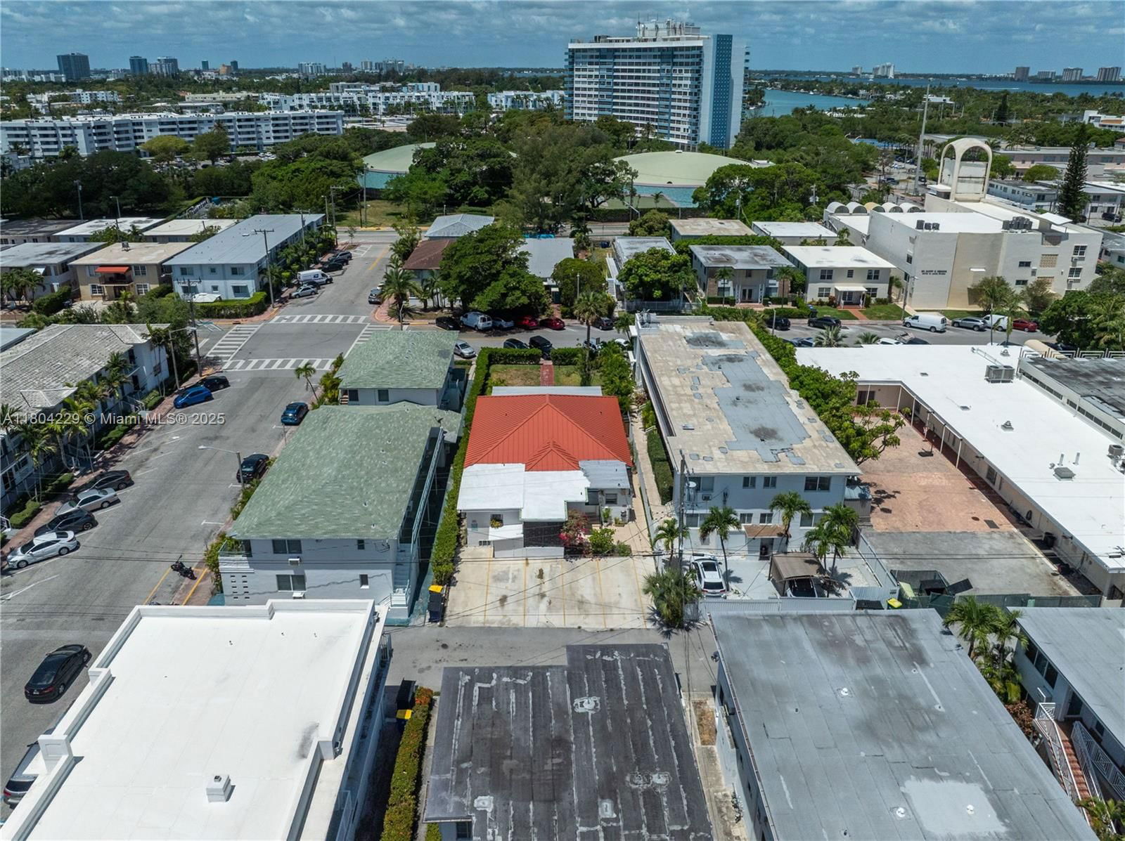 Real estate property located at 7411 Carlyle Ave, Miami-dade, Miami Beach, FL