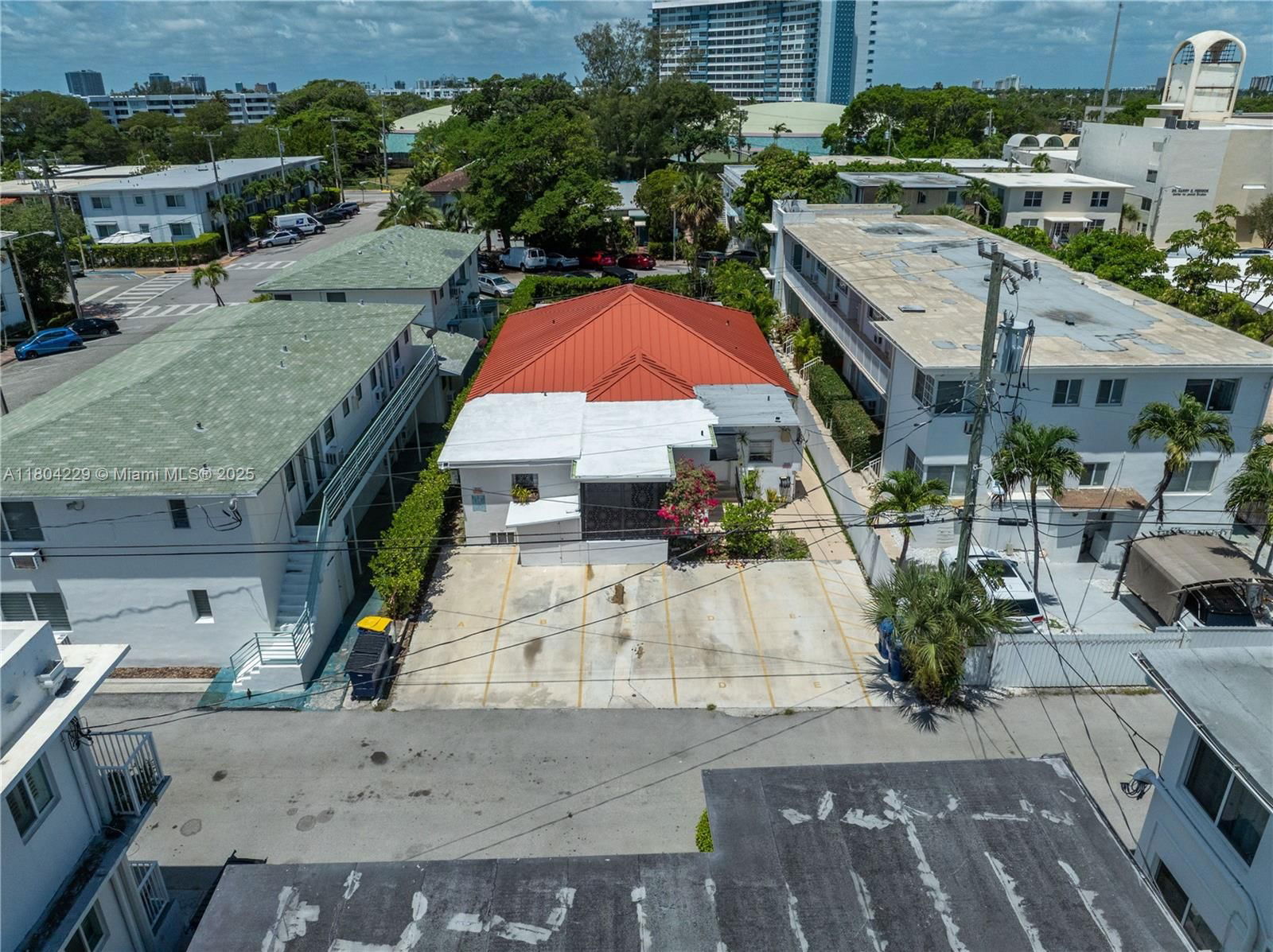 Real estate property located at 7411 Carlyle Ave, Miami-dade, Miami Beach, FL