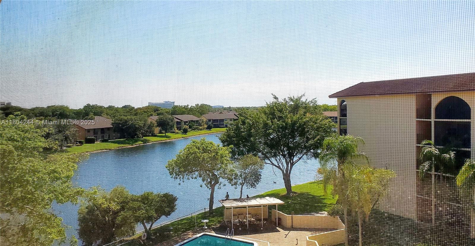 Real estate property located at 3905 Nob Hill Rd #510, Broward, Sunrise Island Condominiu, Sunrise, FL