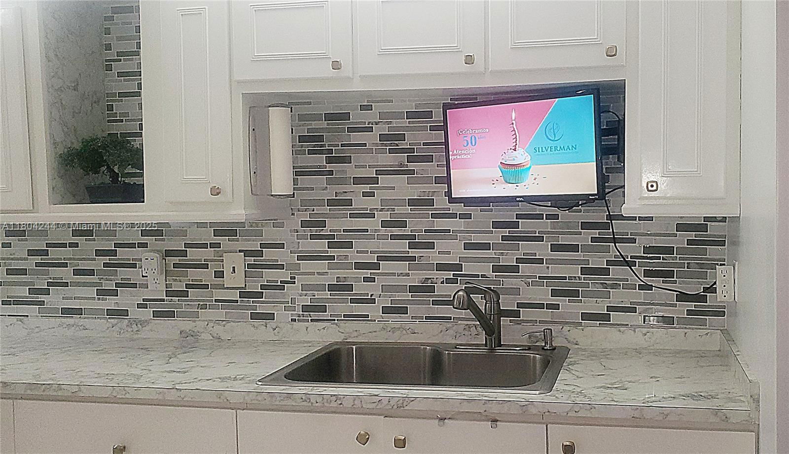 Real estate property located at 3905 Nob Hill Rd #510, Broward, Sunrise Island Condominiu, Sunrise, FL