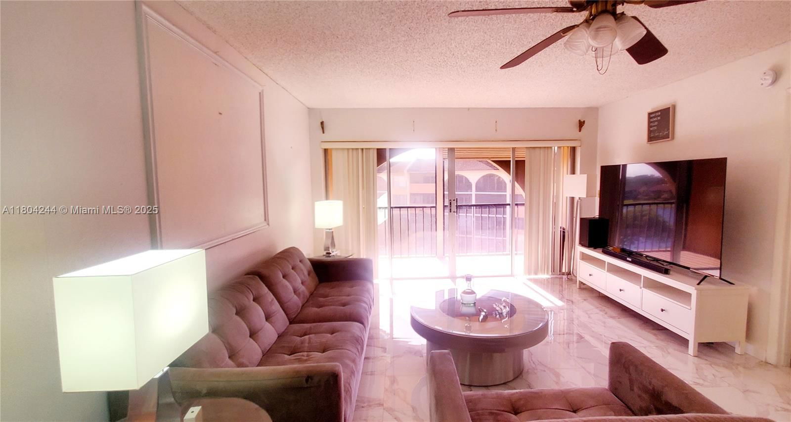 Real estate property located at 3905 Nob Hill Rd #510, Broward, Sunrise Island Condominiu, Sunrise, FL