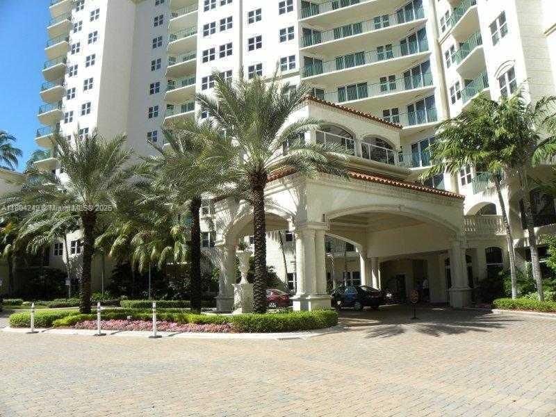 Real estate property located at 19900 Country Club Dr #218, Miami-dade, Turnberry Village South, Aventura, FL
