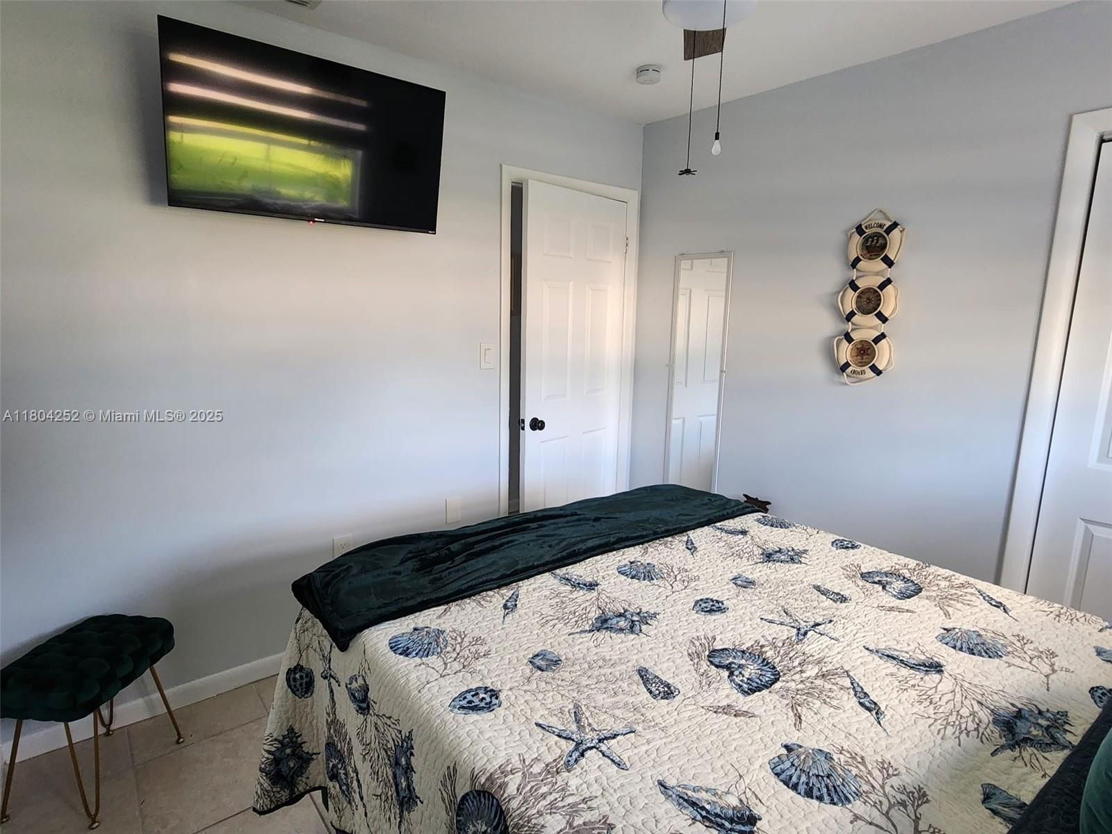 Real estate property located at 812 Lake McGregor Dr, Lee, Blvd Hts Shopping Center, Fort Myers, FL