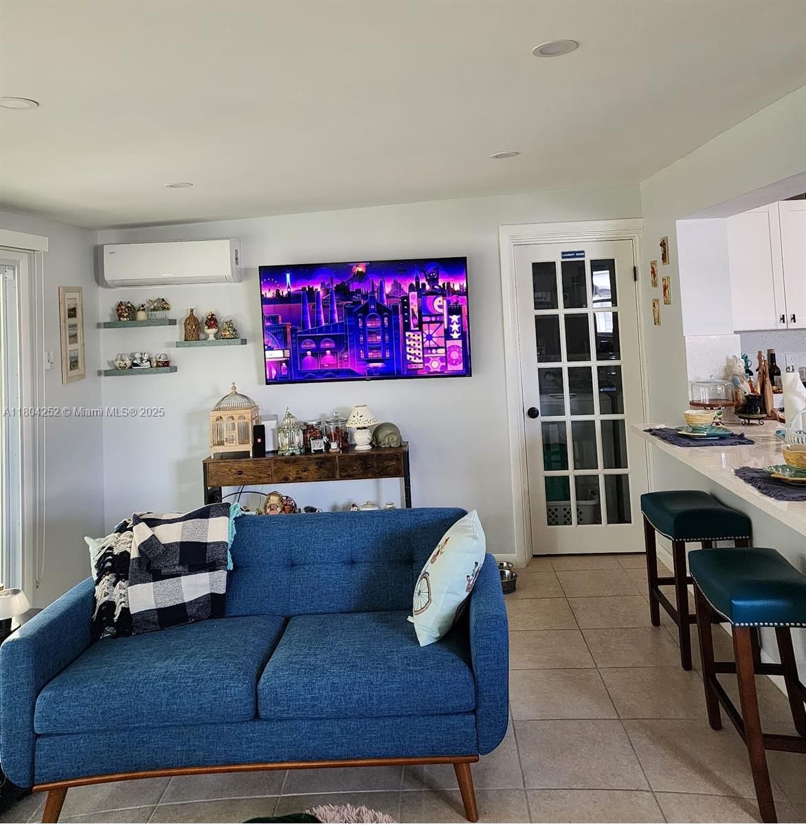 Real estate property located at 812 Lake McGregor Dr, Lee, Blvd Hts Shopping Center, Fort Myers, FL