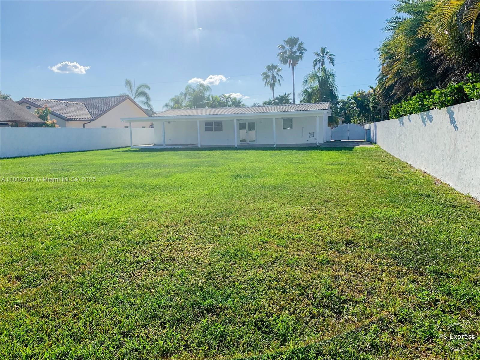 Real estate property located at 3321 110th Ave, Miami-dade, Nunez Sub, Miami, FL