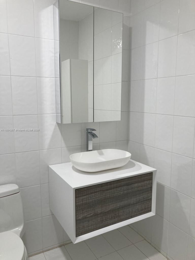 Real estate property located at 3321 110th Ave, Miami-dade, Nunez Sub, Miami, FL