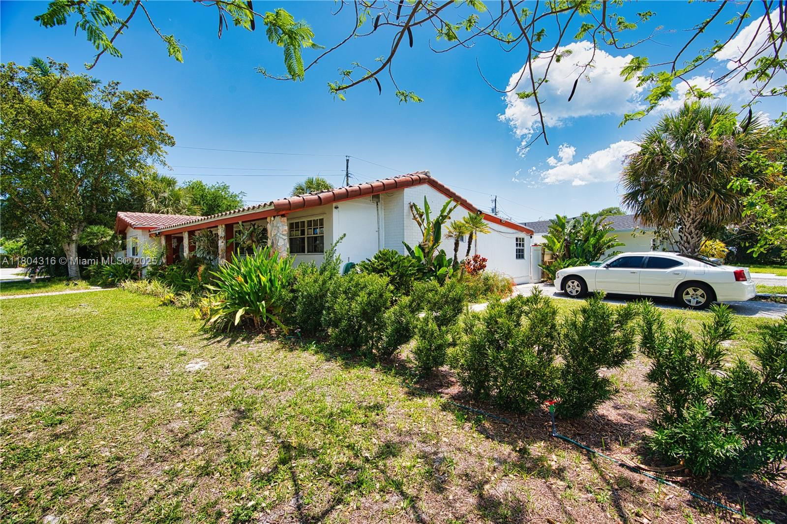 Real estate property located at 470 Tequesta Dr, Palm Beach, Jupiter In The Pines Sec, Tequesta, FL