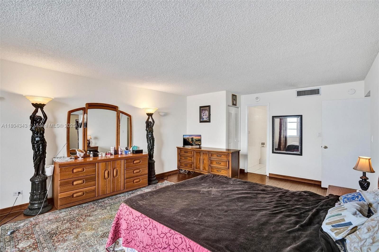 Real estate property located at 301 174th St #1503, Miami-dade, Winston Towers 500 Condo, Sunny Isles Beach, FL