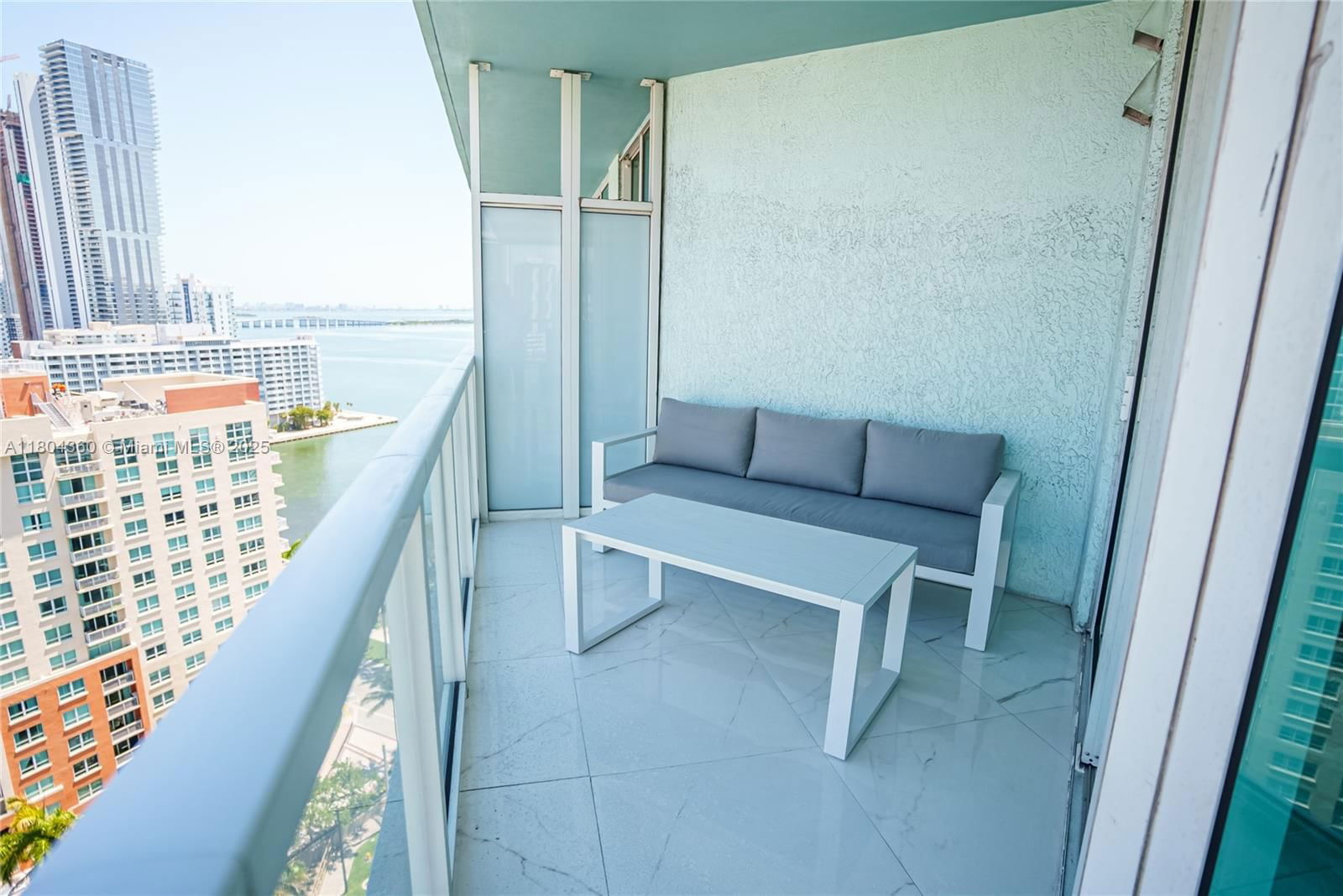 Real estate property located at 1900 Bayshore Dr #1918, Miami-dade, Quantum On The Bay Condo, Miami, FL
