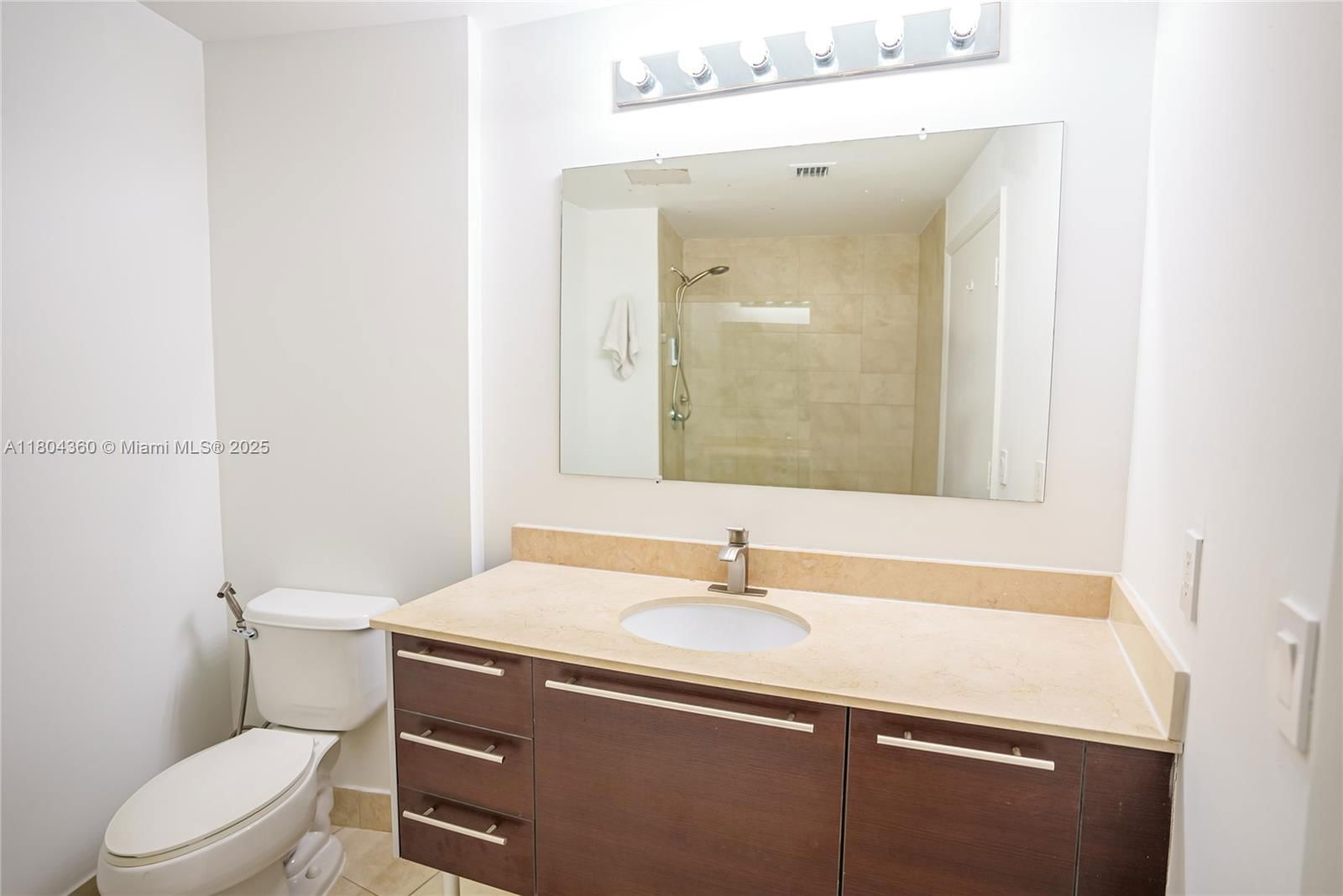 Real estate property located at 1900 Bayshore Dr #1918, Miami-dade, Quantum On The Bay Condo, Miami, FL