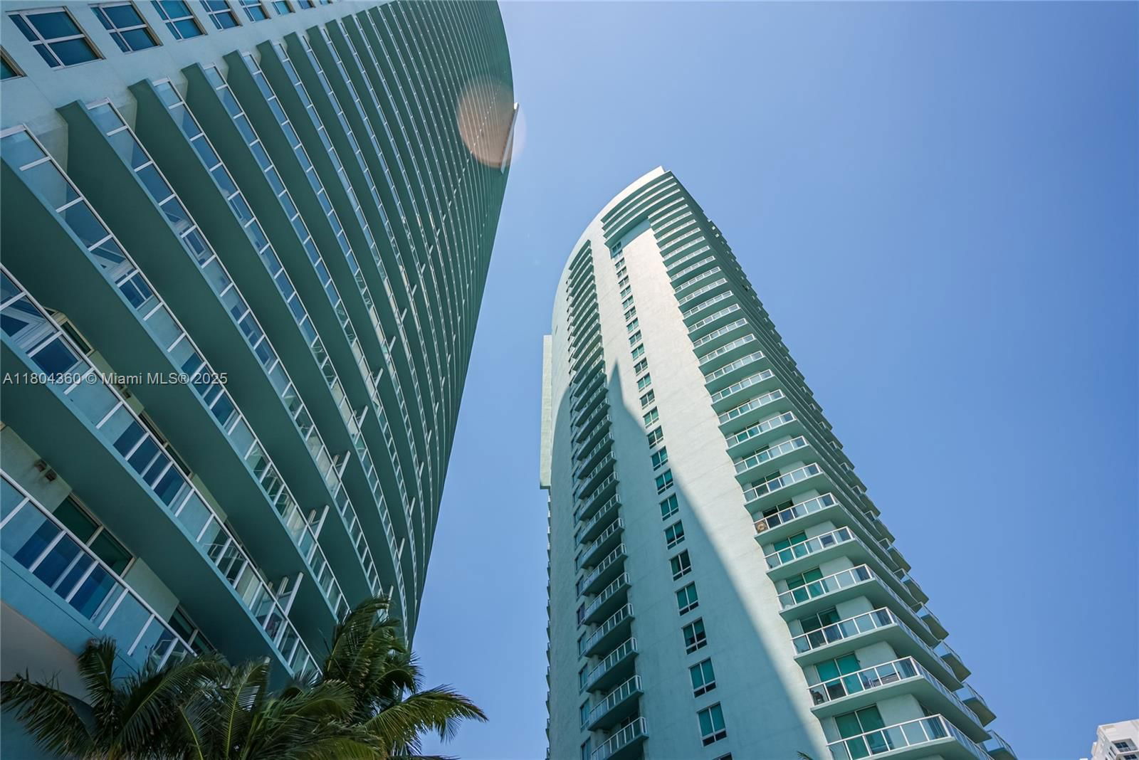 Real estate property located at 1900 Bayshore Dr #1918, Miami-dade, Quantum On The Bay Condo, Miami, FL