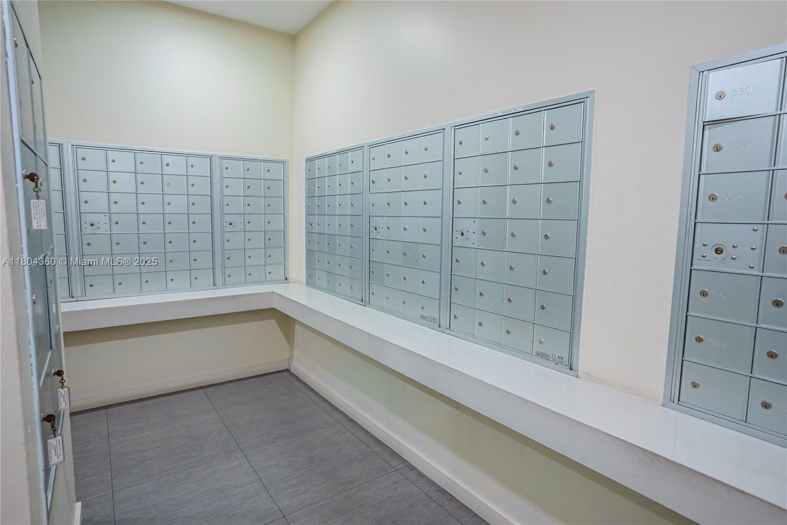 Real estate property located at 1900 Bayshore Dr #1918, Miami-dade, Quantum On The Bay Condo, Miami, FL