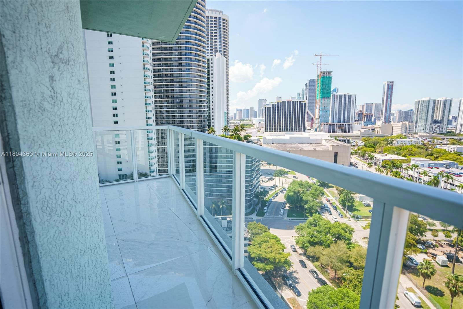 Real estate property located at 1900 Bayshore Dr #1918, Miami-dade, Quantum On The Bay Condo, Miami, FL