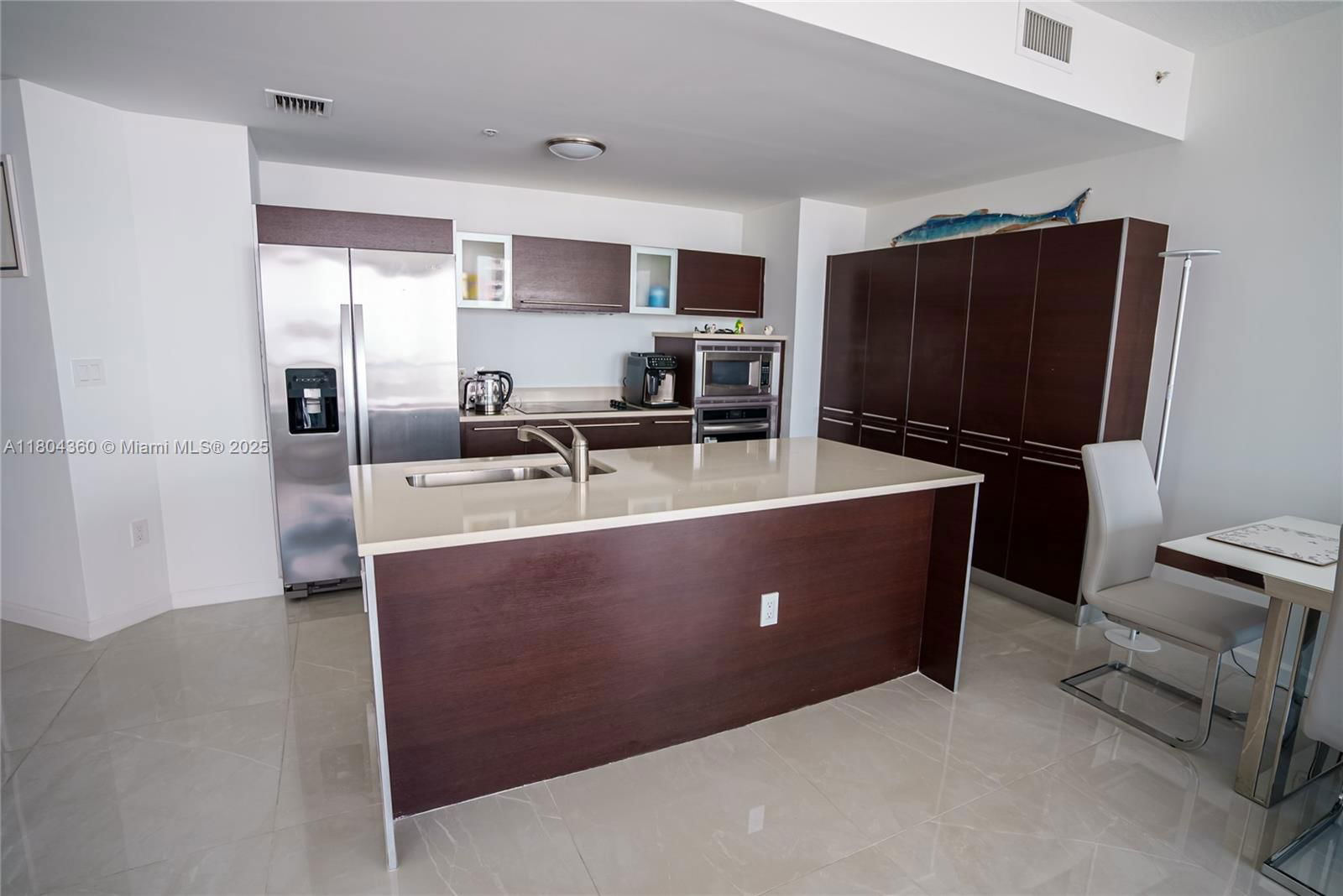Real estate property located at 1900 Bayshore Dr #1918, Miami-dade, Quantum On The Bay Condo, Miami, FL