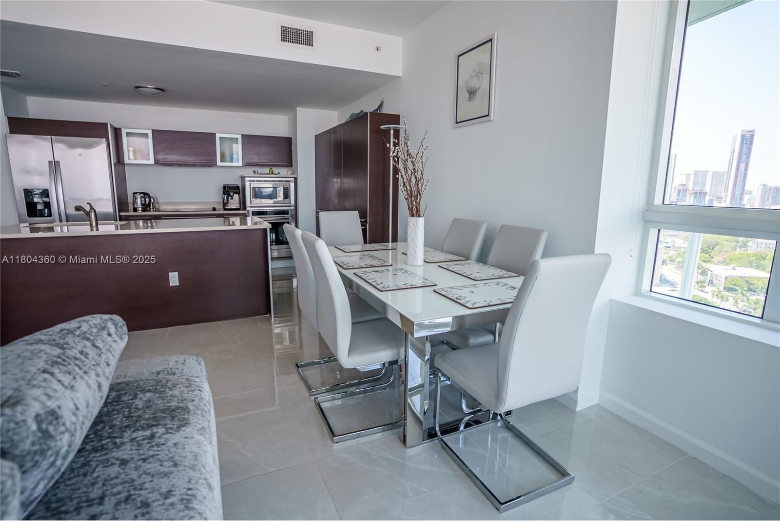 Real estate property located at 1900 Bayshore Dr #1918, Miami-dade, Quantum On The Bay Condo, Miami, FL