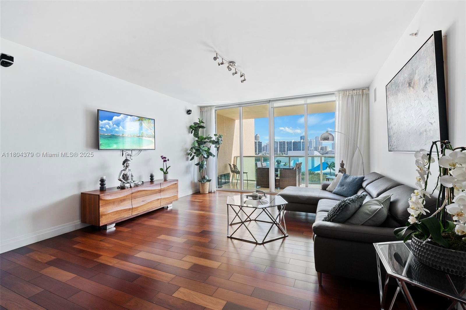 Real estate property located at 3330 190th St #717, Miami-dade, Aventura Marina Condo Num, Aventura, FL