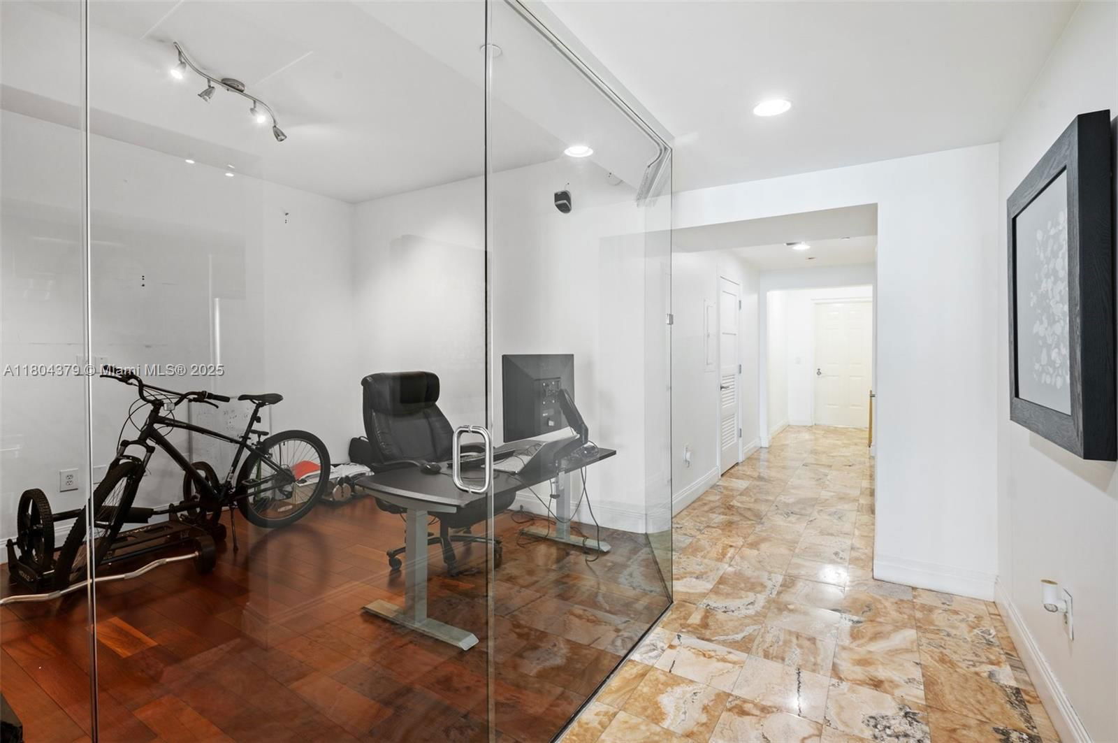 Real estate property located at 3330 190th St #717, Miami-dade, Aventura Marina Condo Num, Aventura, FL